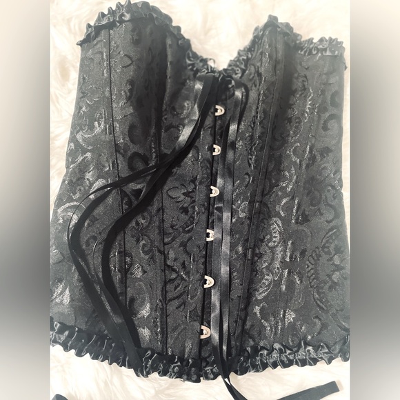 Black Lace Gothic Corset Top No Sleeves Size Large With matching G-string - Picture 2 of 6